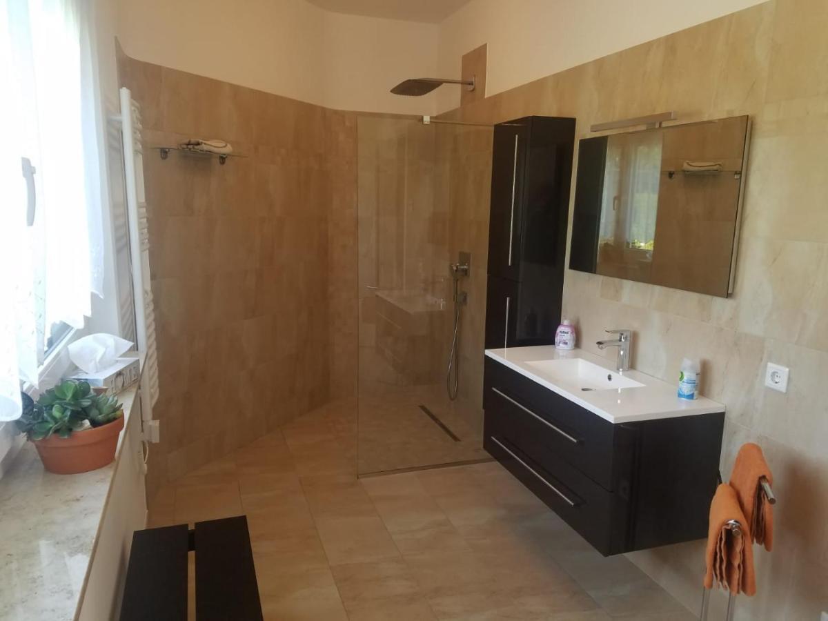 Ferienhaus Zum Imker Фельтен Экстерьер фото