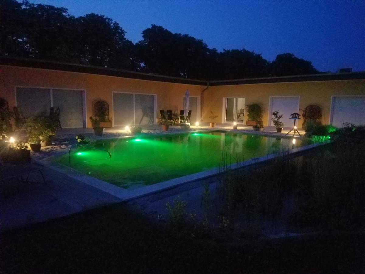 Ferienhaus Zum Imker Фельтен Экстерьер фото
